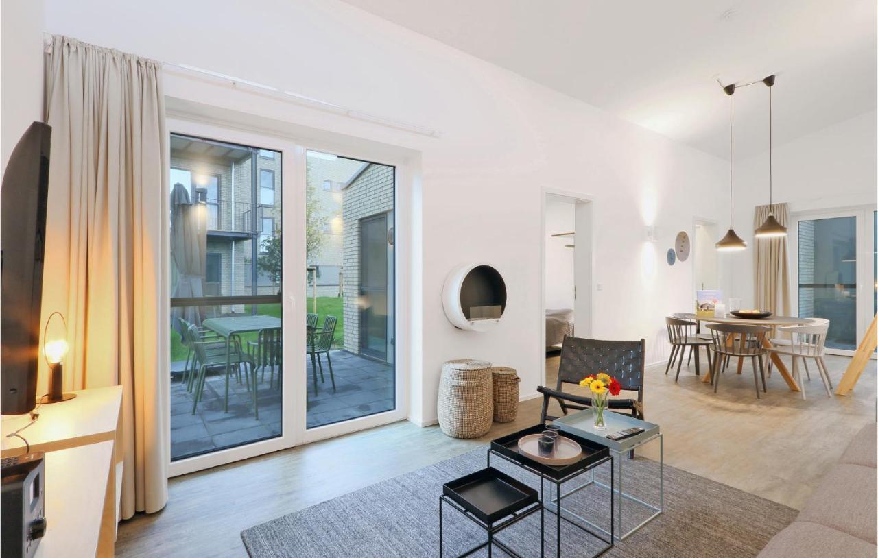 2 Bedroom Beach Front Home In Lembruch-Duemmer See エクステリア 写真