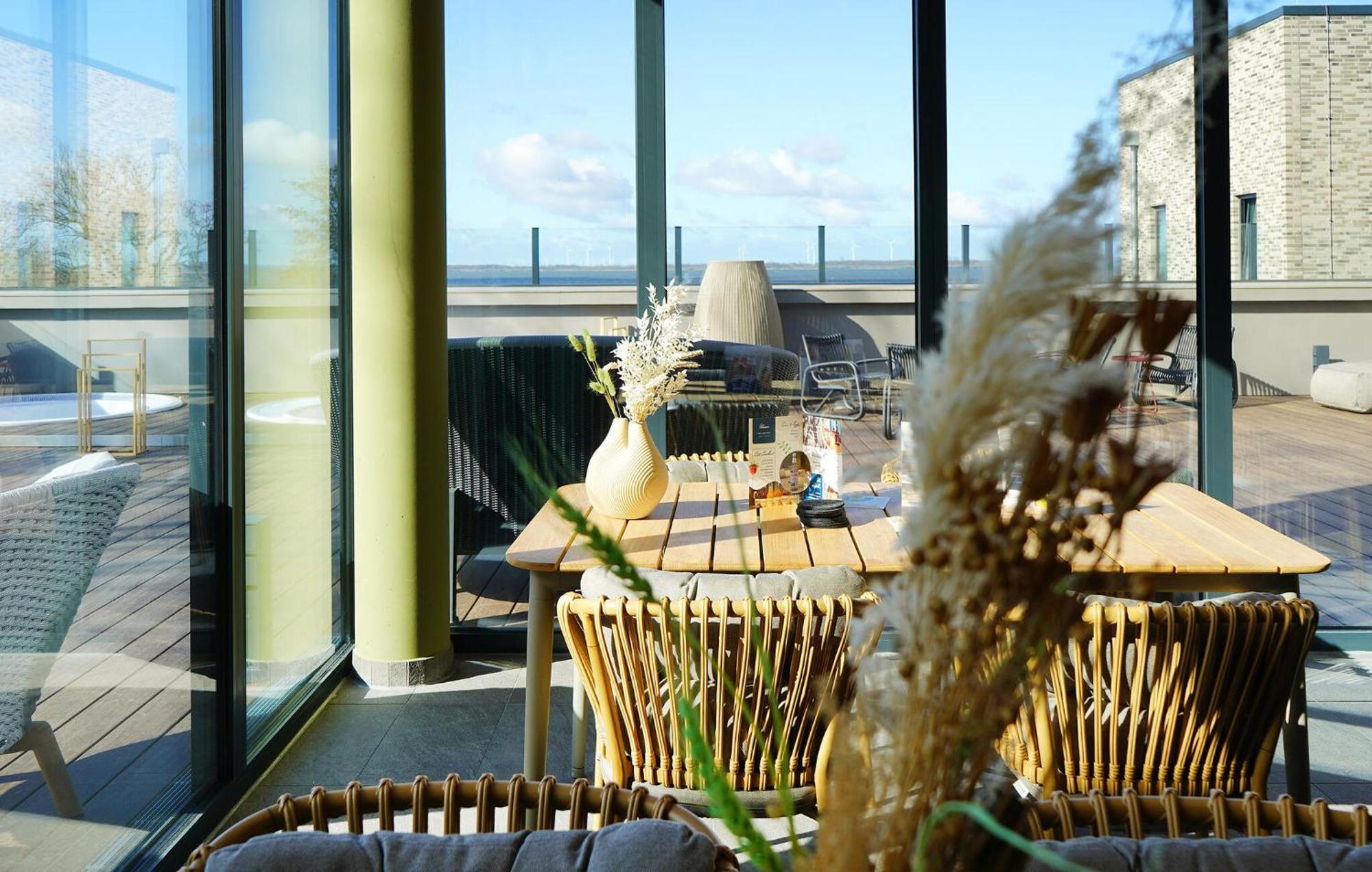 2 Bedroom Beach Front Home In Lembruch-Duemmer See エクステリア 写真